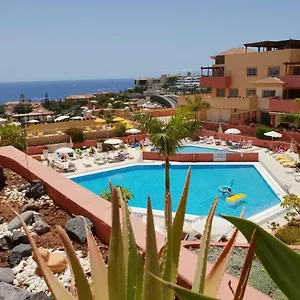 Apartment Terrazas Del Duque 2: Beachfront Oasis With Sea Views And Heated Pool, Costa Adeje (Tenerife)