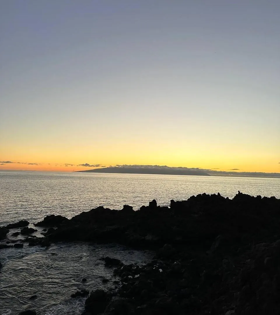 Apto Increible, Acogedor, Luminoso De Ambiente Muy Relajante Con Excelentes Vistas Y Servicios/ Amazing Apt With Sunset Lovely Views Costa Adeje Daire